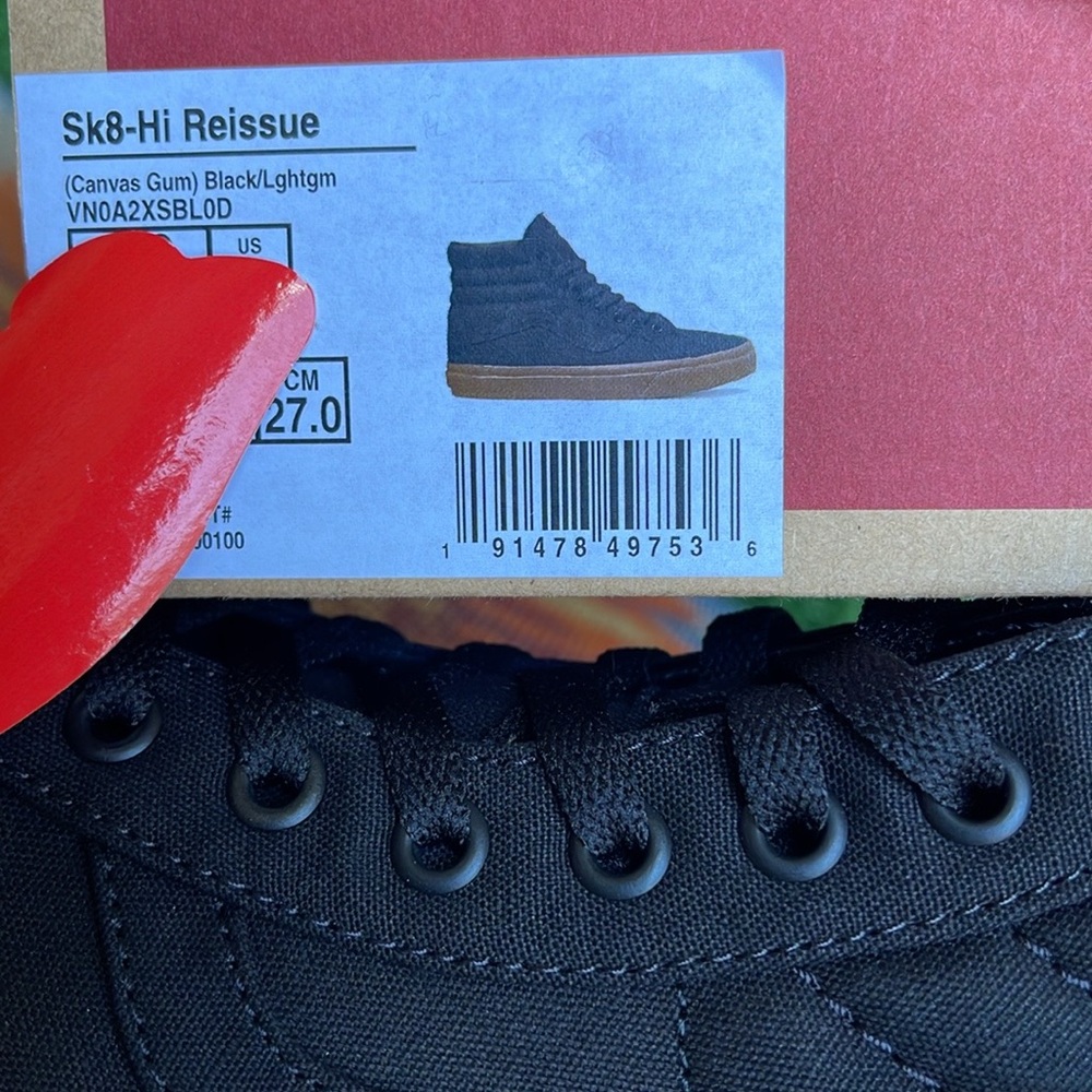 Vans Men’s Sk8-Hi Reissue (Canvas Gum) Black/Lghtgm
VN0A2XSBL0D
Sneakers - Picture 16 of 16